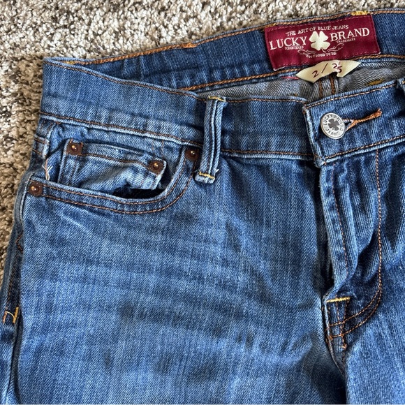 Lucky Brand Sweet Crop Straight Jeans Women 2/26 Denim Mid Rise Classic Fit - Picture 6 of 12